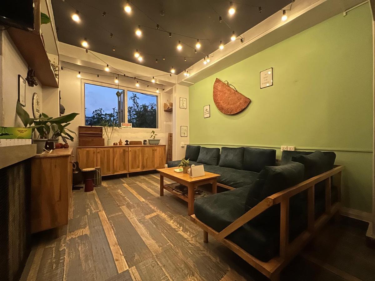 פוקהרה Gaurishankar Backpackers Hostel מראה חיצוני תמונה