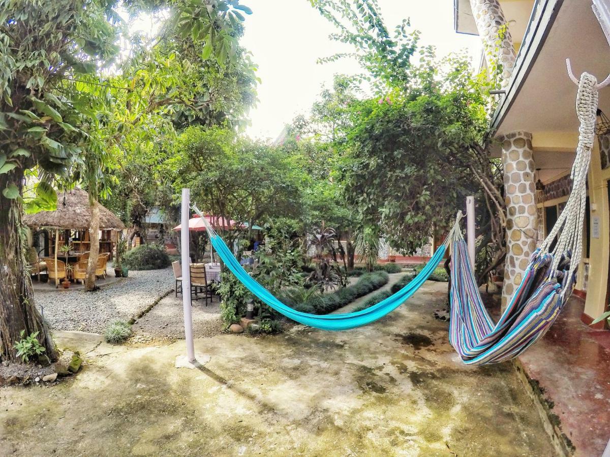 פוקהרה Gaurishankar Backpackers Hostel מראה חיצוני תמונה