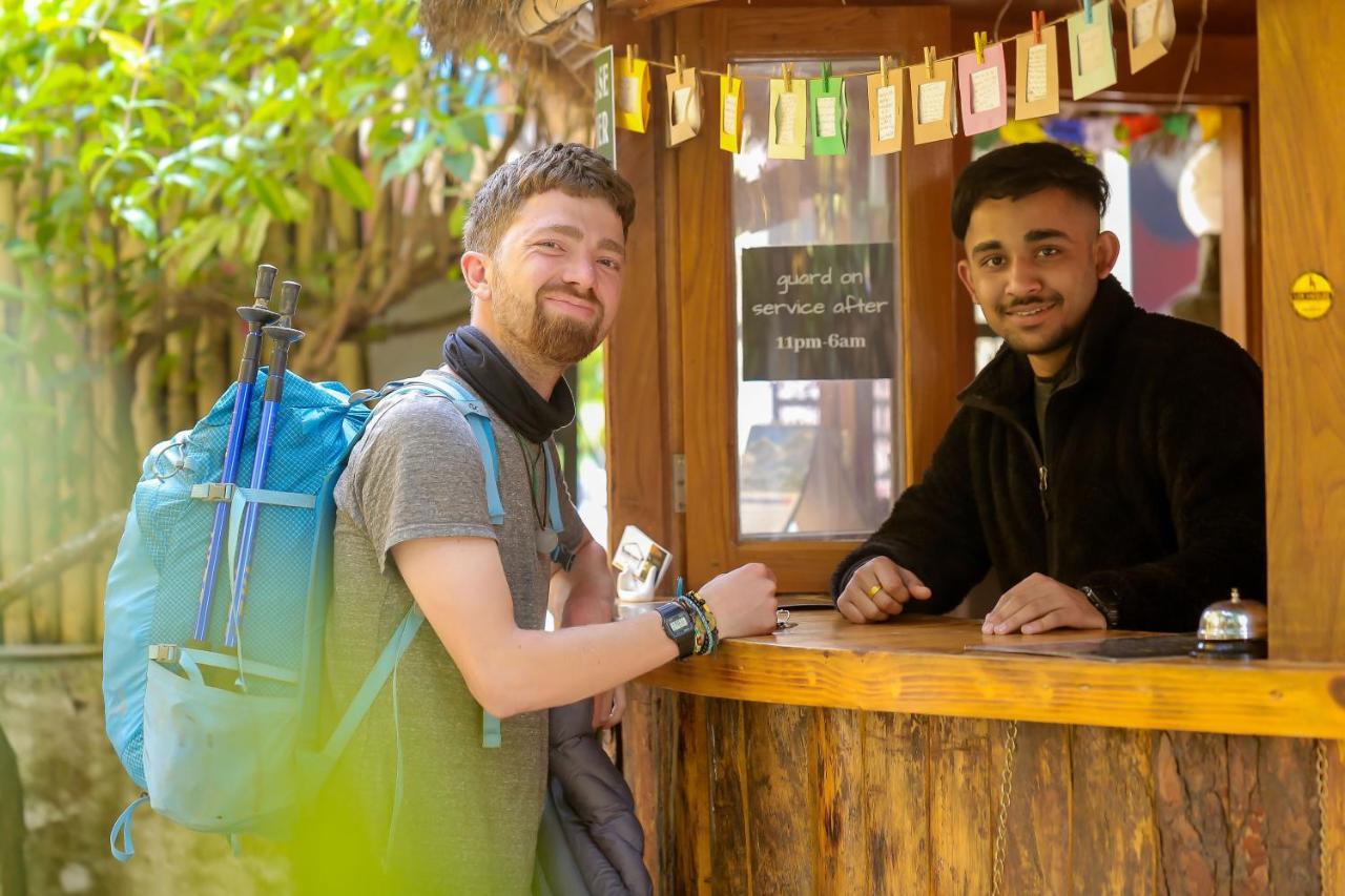 פוקהרה Gaurishankar Backpackers Hostel מראה חיצוני תמונה